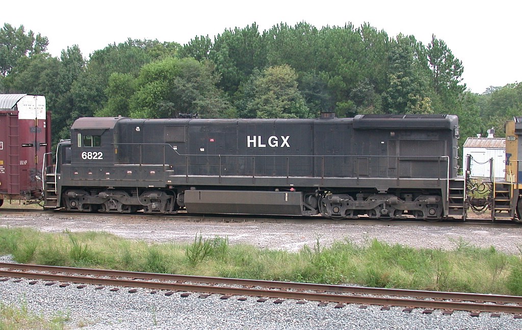 HLGX 6822 on SB autorack